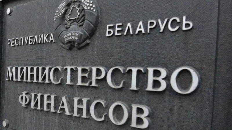 Розничный товарооборот в Беларуси вырос на 11,8%