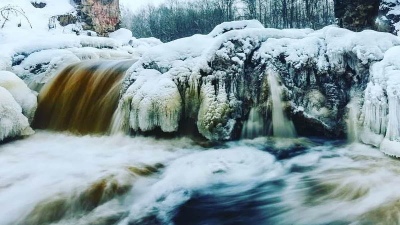 Фото водопад на реке Вята зимой
