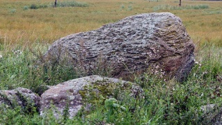 Фото Заклятый камень Печь около деревни Белевцы