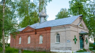 Храм в честь иконы Божией Матери Одигитрия Дисна